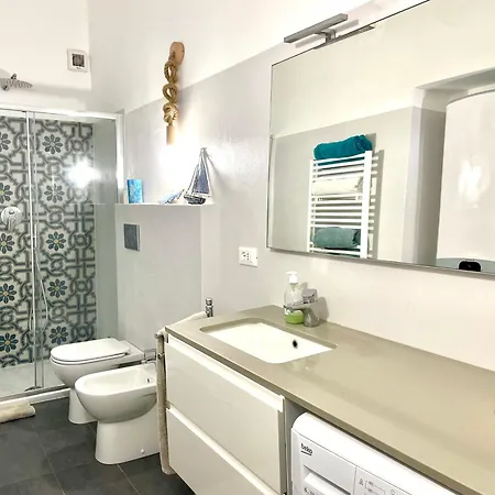 Appartement 20 Mt Dal Mare - Alloggio In Centro Con Aria Condizionata