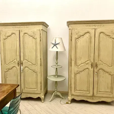 20 Mt Dal Mare - Alloggio In Centro Con Aria Condizionata *