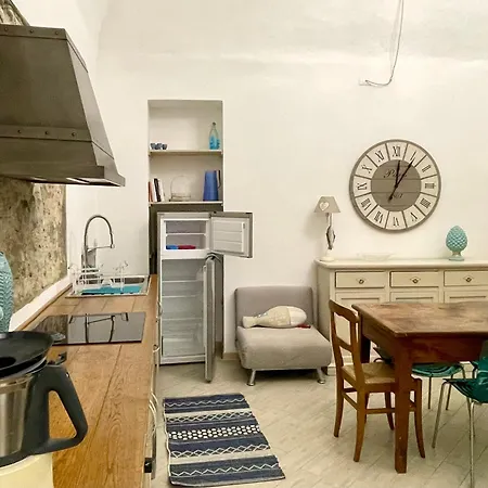 20 Mt Dal Mare - Alloggio In Centro Con Aria Condizionata * Ceriale